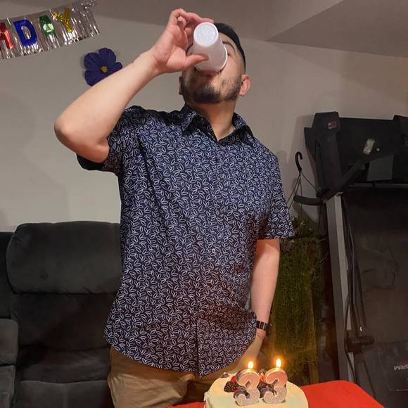 Profile Picture of Alex Rico (@arico1988) on Poshmark