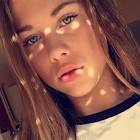 Profile Picture of   Lara🌹 (@laralina1122)... (@laralina1122) on Tiktok