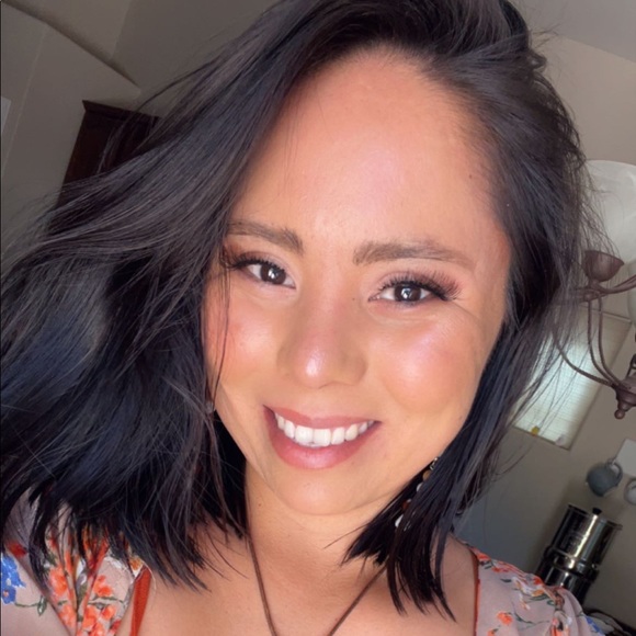Profile Picture of Sherish Fowler (@sfowle22) on Poshmark