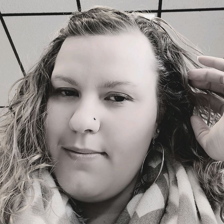 Profile Picture of Kathy Dell (@@kathydell) on Tiktok