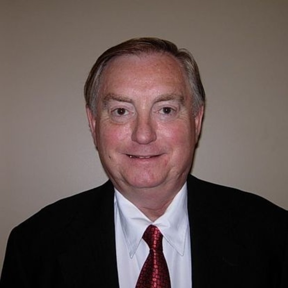 Profile Picture of Dave Wells (@davewells84) on Poshmark