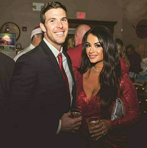 Profile Picture of Jessica Wessell (@jessicawessell) on Poshmark