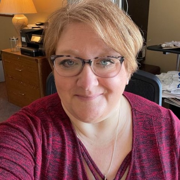 Profile Picture of Andrea Addison (@andreaaddison13) on Poshmark