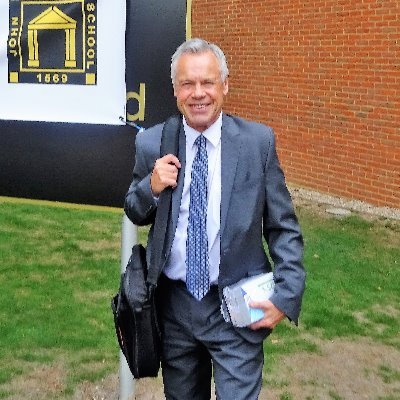 Profile Picture of Alan Bullock RCDP (@alancareersguru) on Twitter