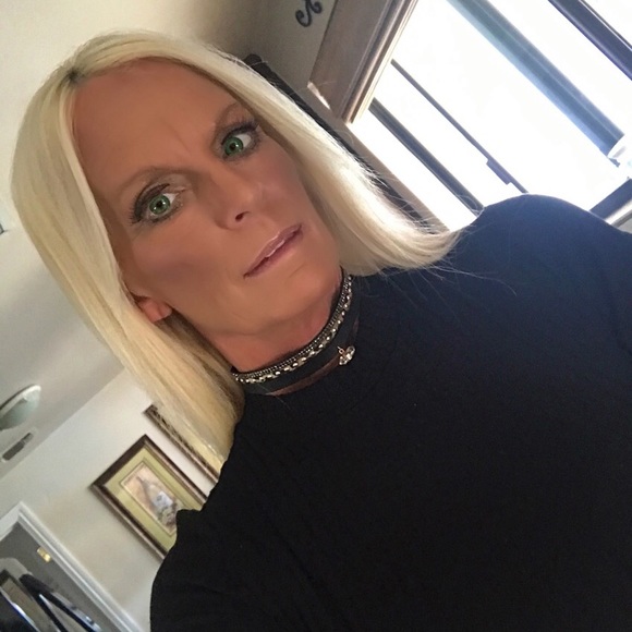 Profile Picture of Teri Gorman (@terig593) on Poshmark