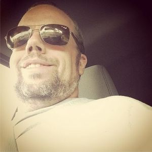 Profile Picture of Karlin (@karlinrocks) on Myspace