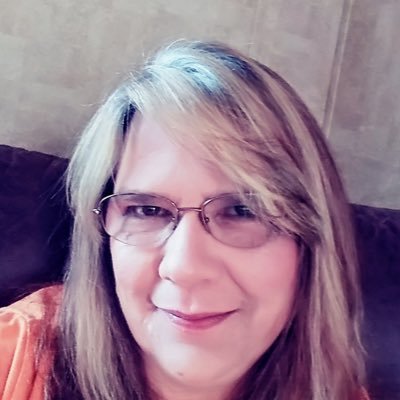 Profile Picture of Lisa Tipton (@Demanlisa66) on Twitter