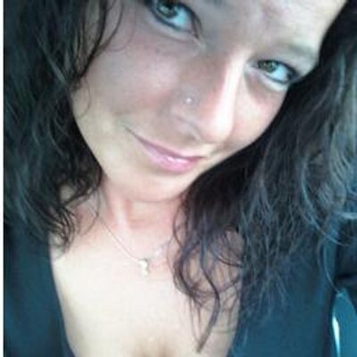 Profile Picture of Amy Willett (@adoucette01) on Twitter