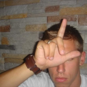 Profile Picture of Neil Wakefield (@wakeyjr) on Myspace