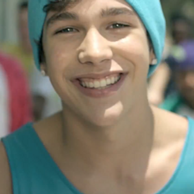 Profile Picture of Lucia Della Ripa (@lu2417) on Twitter