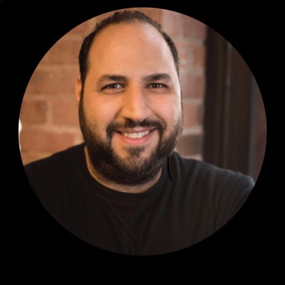 Profile Picture of Ariel Shimonov (@ashimonov) on Poshmark