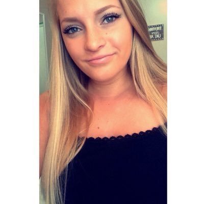 Profile Picture of Destiny Larson (@DestinyLarson7) on Twitter