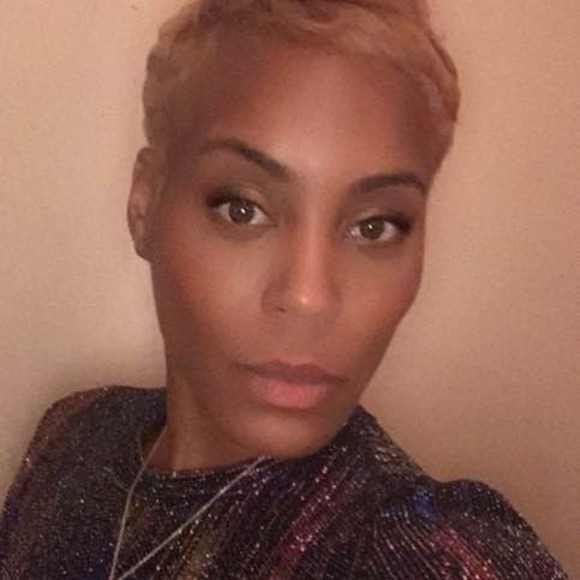 Profile Picture of Jessica Bigsby (@jbigsby) on Poshmark