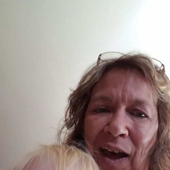 Mollie Vendetti - Poshmark Profile Picture of Mollie Vendetti (@mollievendetti) on Poshmark