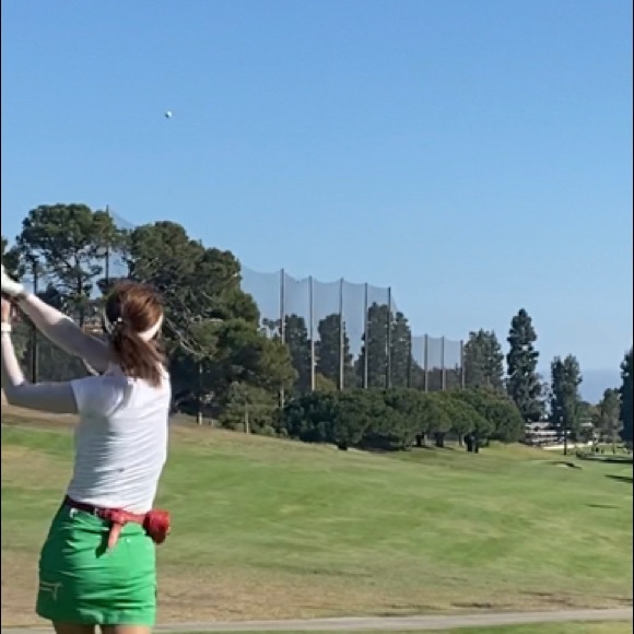 Profile Picture of Cindy Kim (@cindykim145) on Poshmark