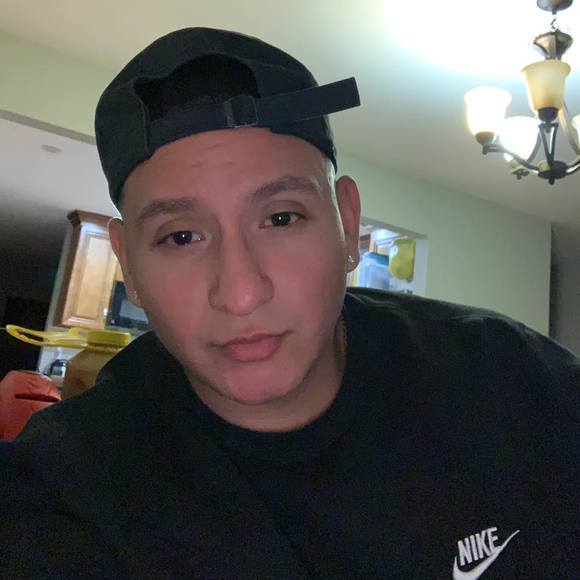 Profile Picture of Cristian Campos (@cristian1289) on Poshmark