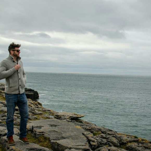 Profile Picture of Brian Farmer (@bdfarmer) on Poshmark