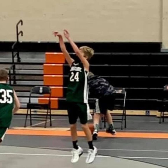 Profile Picture of Alex Bonneau (@alex_bonneau24) on Poshmark