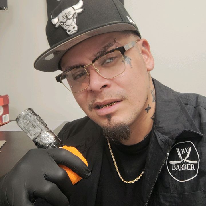 Profile Picture of AVTATZ (@adamvidales4) on Tiktok