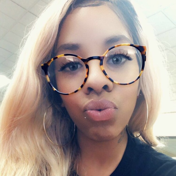 Profile Picture of Amazin Corley (@amazincorley) on Poshmark