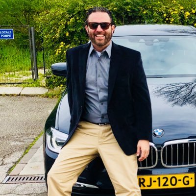 Profile Picture of John Hallman (@HJohnny77) on Twitter