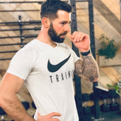 Profile Picture of CHARLIE KING (@CharlieKing85) on Twitter