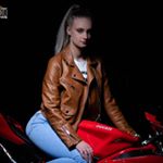 Profile Picture of ℙ𝕠𝕣𝕥𝕗𝕠𝕝𝕚𝕠 𝔸𝕟𝕠𝕦𝕔𝕜 𝔹𝕠𝕕𝕖𝕨𝕖𝕤 (@portfolioanouck) on Instagram
