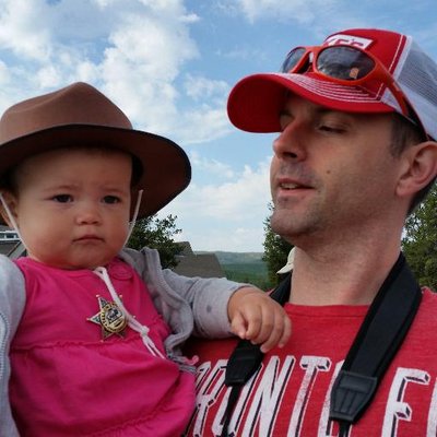 Profile Picture of Joe Whipple (@snuggles273) on Twitter