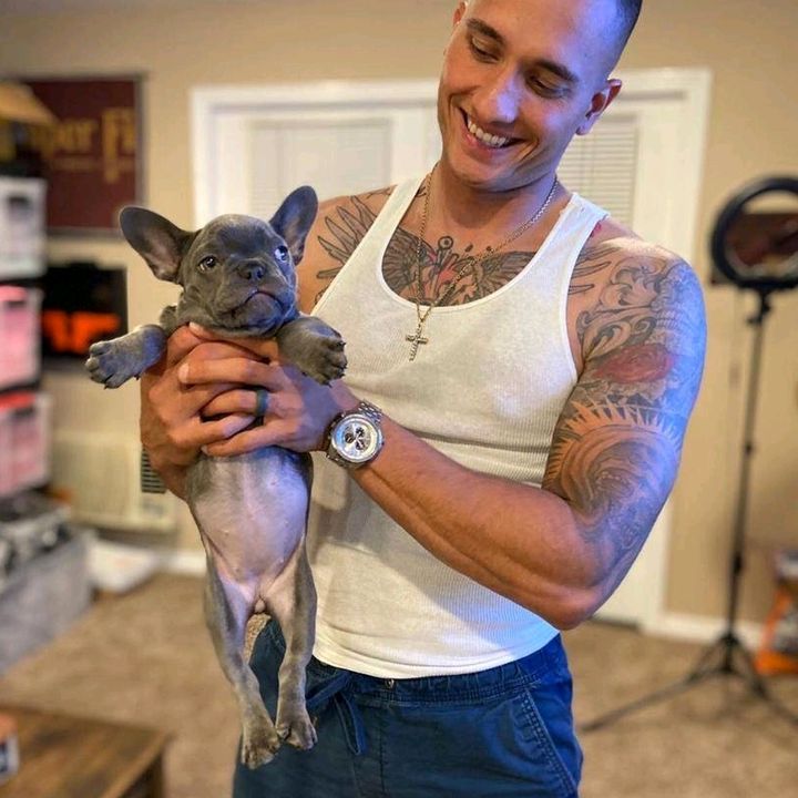 Profile Picture of Andrëw (@michael3andrew) on Tiktok