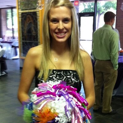 Profile Picture of Katie Bloom Bechtol (@katiebloom) on Twitter