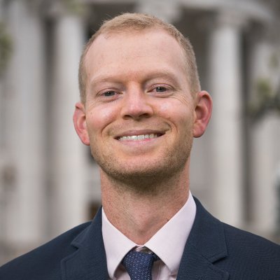 Profile Picture of Andrew Hoyer-Booth (@AndrewHB) on Twitter