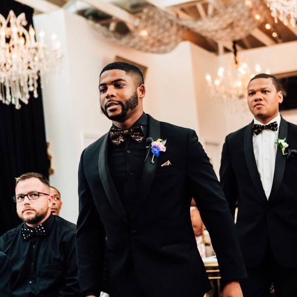 Profile Picture of Devron Harris (@devron22) on Poshmark