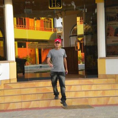 Profile Picture of ANDY  MONTOYA (@ANDYMONTOYA5) on Twitter