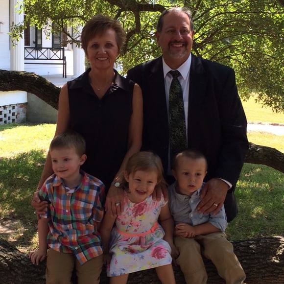 Profile Picture of Alice Ellis (@afaye) on Poshmark