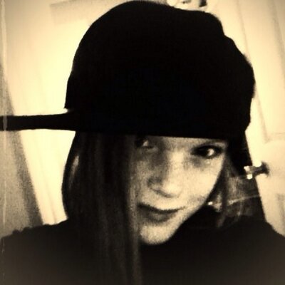 Profile Picture of Clara Scott (@clarascott99) on Twitter