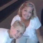 Profile Picture of Lisa Starnes (@lisameschelle) on Instagram