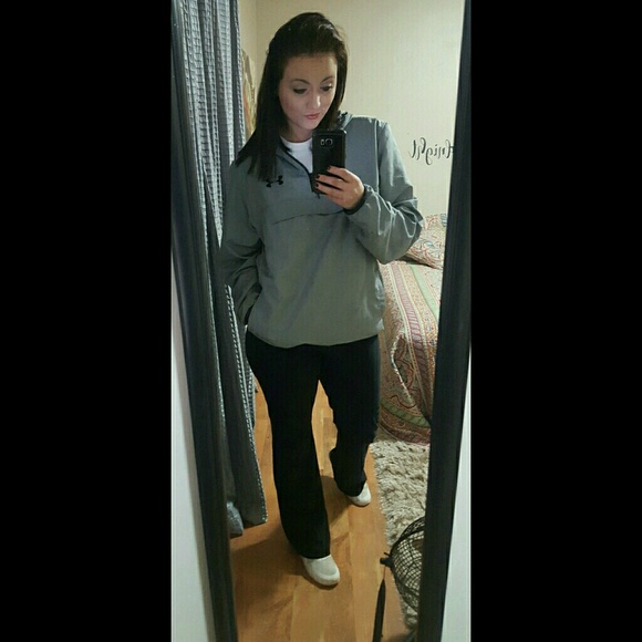 Profile Picture of Macee Bitner (@mleigh17) on Poshmark
