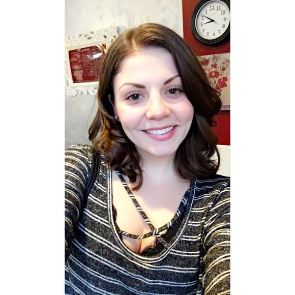 Profile Picture of Katherine Timony (@ktimony2) on Poshmark