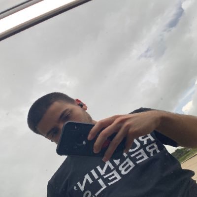 Profile Picture of Angel. (@a1_raul24) on Twitter