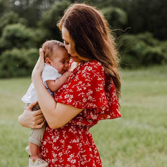 Profile Picture of Jensen Andrews (@jandrews12) on Poshmark