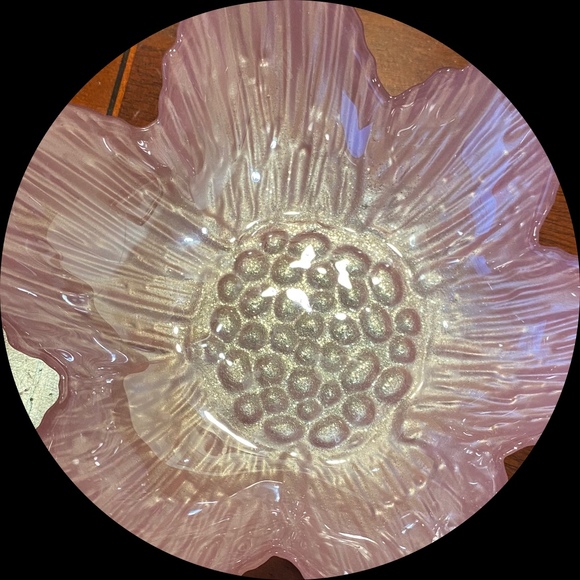 Profile Picture of Monica Alexander (@alexanderdiva) on Poshmark