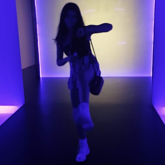 Profile Picture of Anise Medina (@anisemmedina) on Poshmark