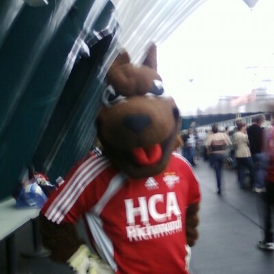 Profile Picture of Joseph Crespo (@shoes07) on Twitter