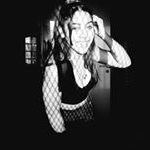 Profile Picture of є я ι к α я σ c н α ✨🖤🥀 (@erikarocha._) on Instagram