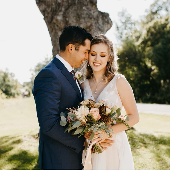 Audrey Galvan - Poshmark Profile Picture of Audrey Galvan (@a_kersbergen) on Poshmark