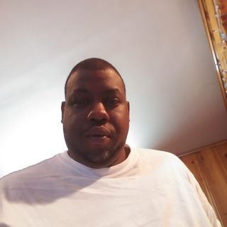 Profile Picture of Cleveland Bell (@cleveland.bell.739) on Facebook