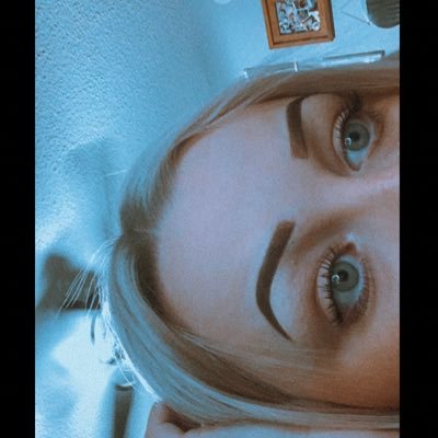 Profile Picture of 🤦🏼‍♀️ (@samantha__rene) on Twitter