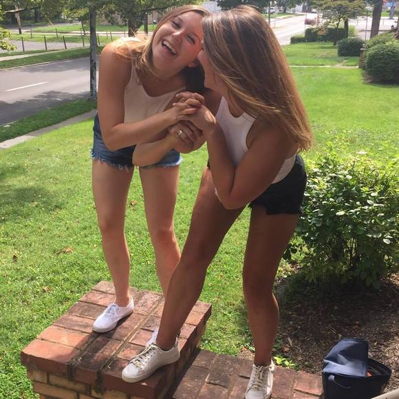 Profile Picture of Jessica Wabuda (@jessicawabuda) on Poshmark