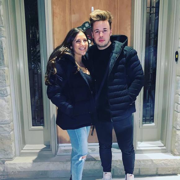 Profile Picture of Bailey Pritchard (@bailsprit09) on Poshmark