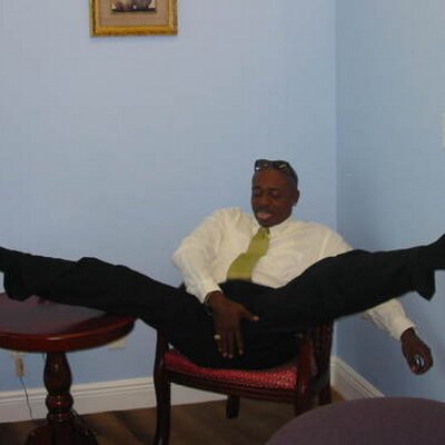 Profile Picture of James Lightbourne (@Puslevels) on Twitter